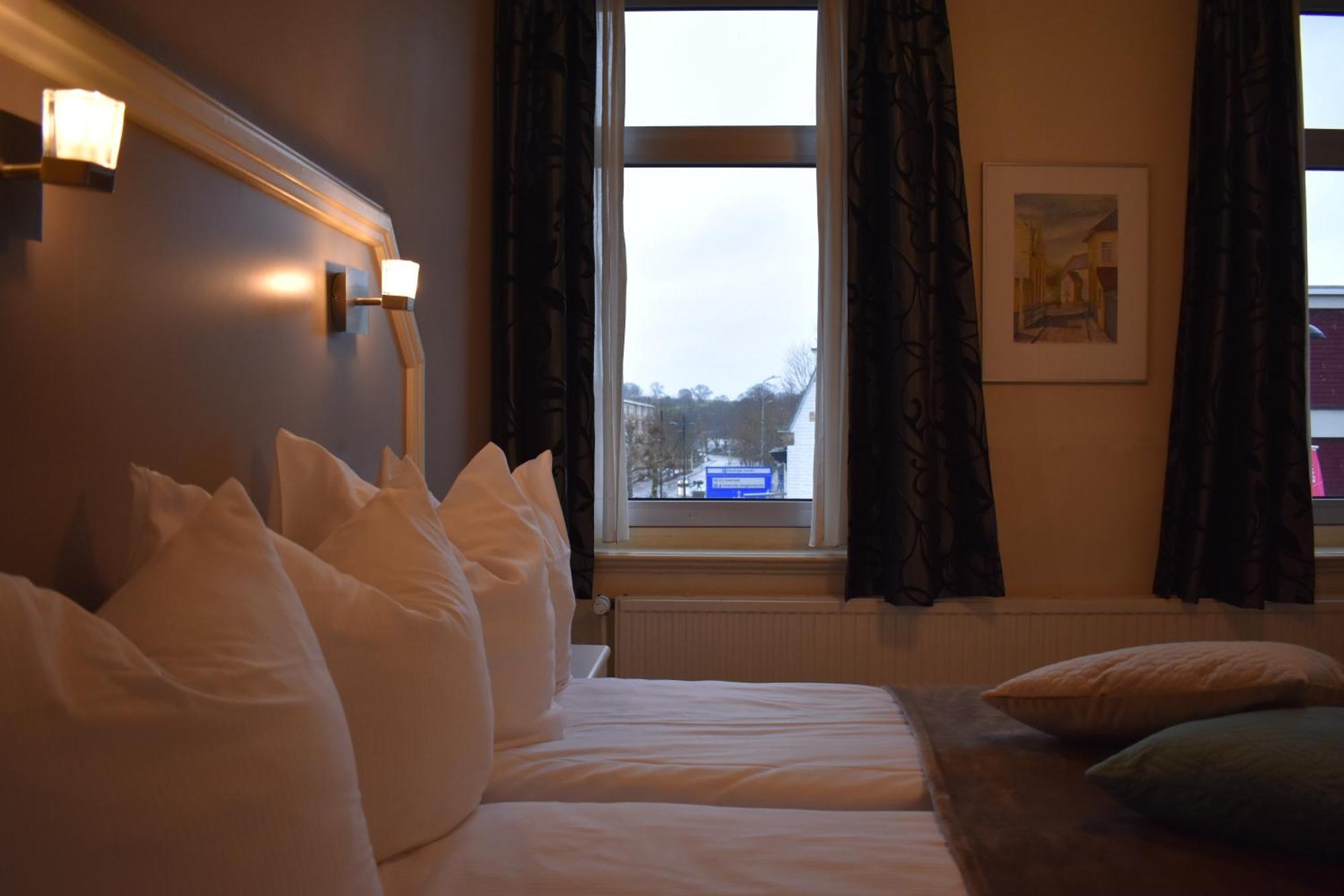 Hotel Atlanta Valkenburg aan de Geul Δωμάτιο φωτογραφία